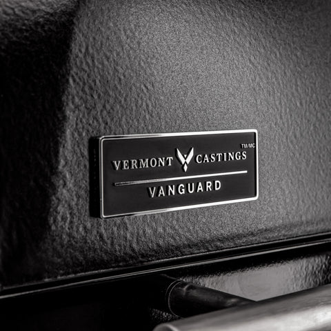 Vermont Castings Vanguard™ 2-Burner Convertible Gas BBQ Grill